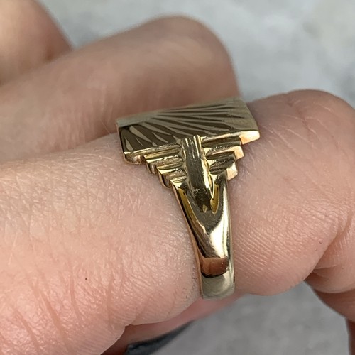 Patterned Signet Ring 9ct 375 Yellow Gold - Size N 1/2 - Picture 3 of 9