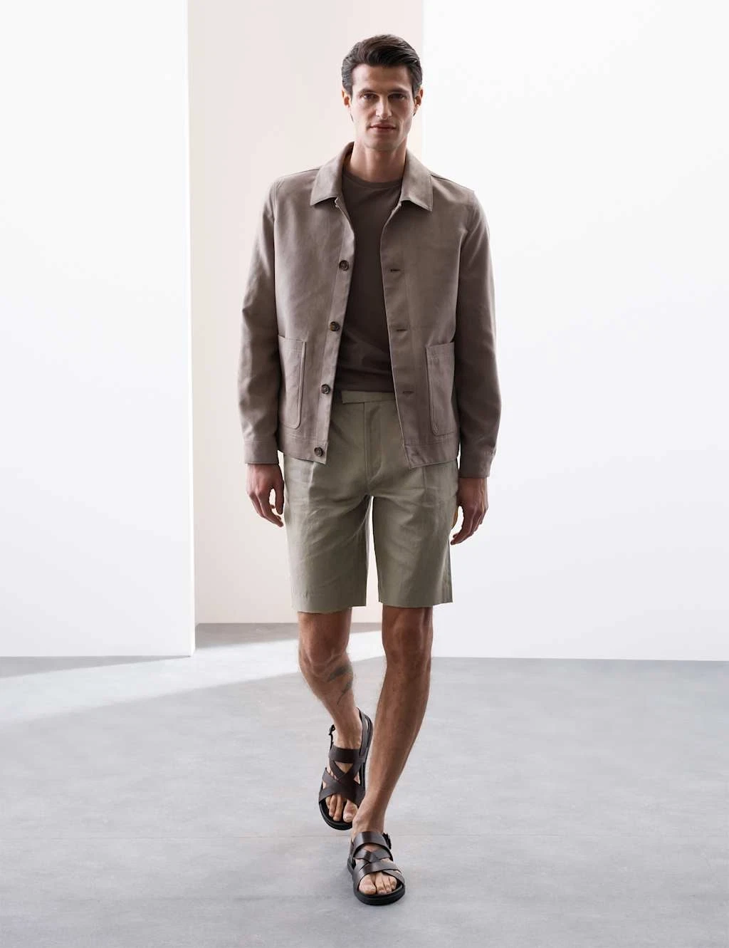 M&S - Autograph Mens Linen Pleated Shorts in Onyx