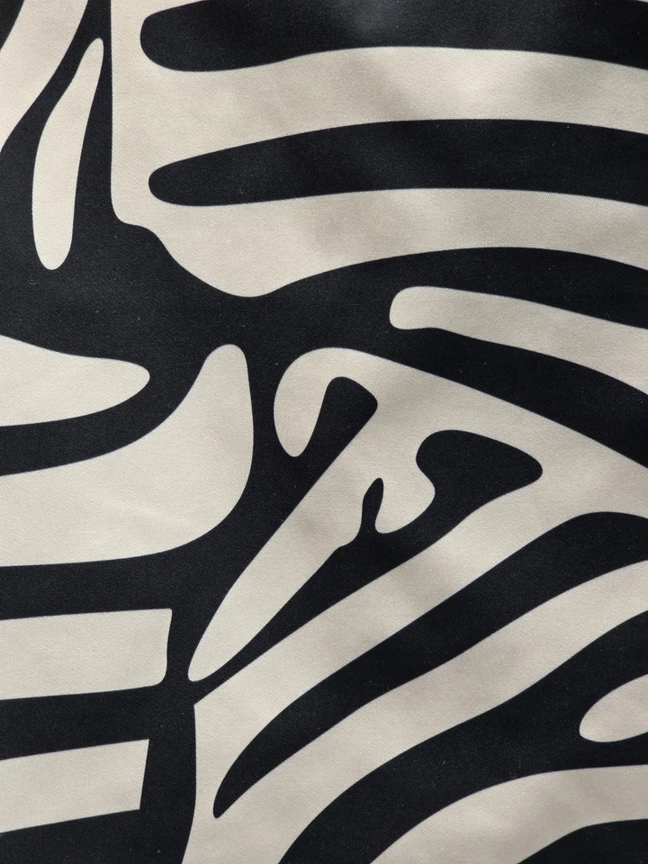 H&M Falda Lápiz Mujer 6 Negro Y Beige Animal Estampado Cebra Completamente Forrada Foto 2 de 4