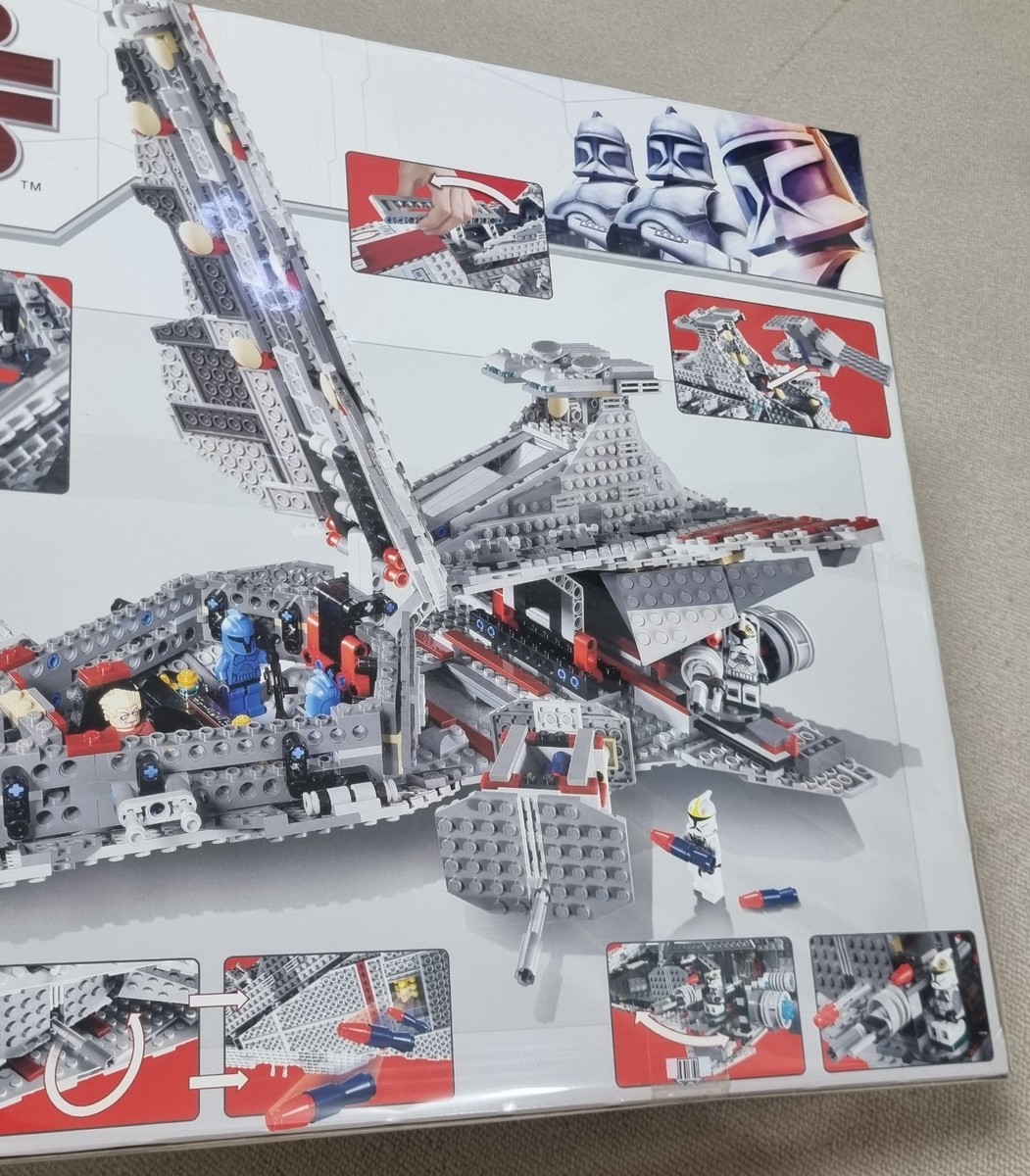 Lego Star Wars 8039 Venator-class Republic Attack Cruiser Retired