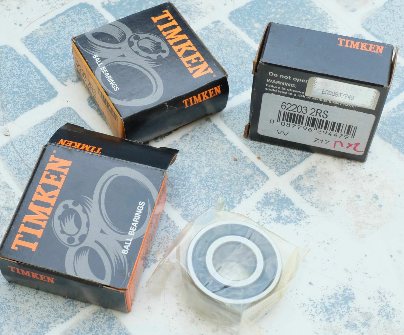 Roulement à billes TIMKEN 62203 2RS pour réparer la tondeuse