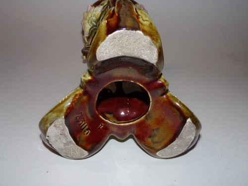 Pretty Majolica ? 7305 Floral Pedestal Candleholder - Picture 7 of 7