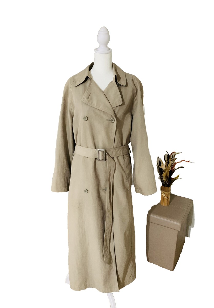 1970's LONDON FOG 8R Women's Lined Raincoat with Belt 1970's LONDON FOG 8R Women's Lined Raincoat with Belt