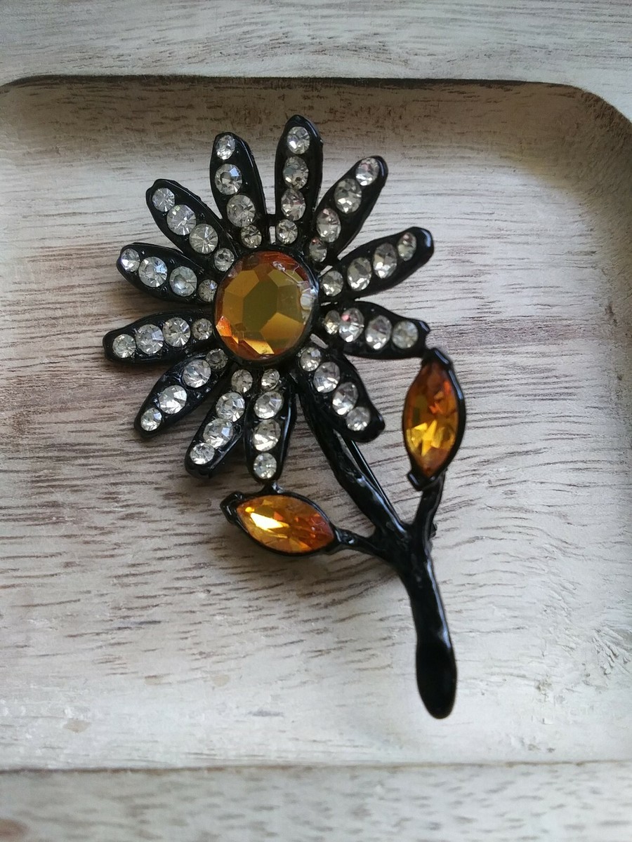 Vintage Signed Capri Japanned Rhinestone Flower Brooch Pin. S9021
