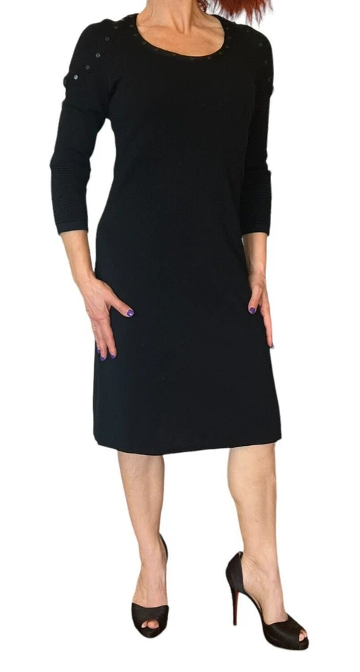 VESTIDO RECTO SUÉTER CON TACHUELAS MANGA 3/4 TEJIDO ACANALADO NEGRO CUELLO REDONDO ESCADA 36 6 Foto 2 de 4