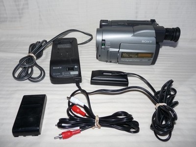 READ DESCRIPTION Sony Handycam CCD-TRV32 8mm Video8 Camcorder Camera VCR Player
