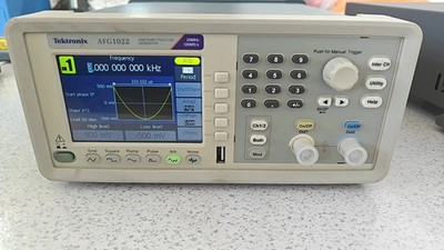   1PCS Used Tektronix AFG1022 FedEx or DHL #NY135 YF