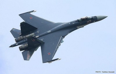 Hasegawa  E44 1/72 SU 35S Flanker