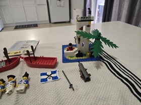 LEGO Pirates: Sabre Island 6265 Read Description 