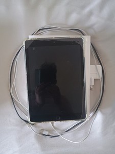 iPad 6 - defekt für Bastler/Akkutausch