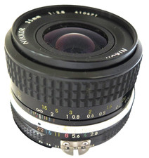 Nikon NIKKOR 35mm F/2.8 Ai Lens No. 410471 VG