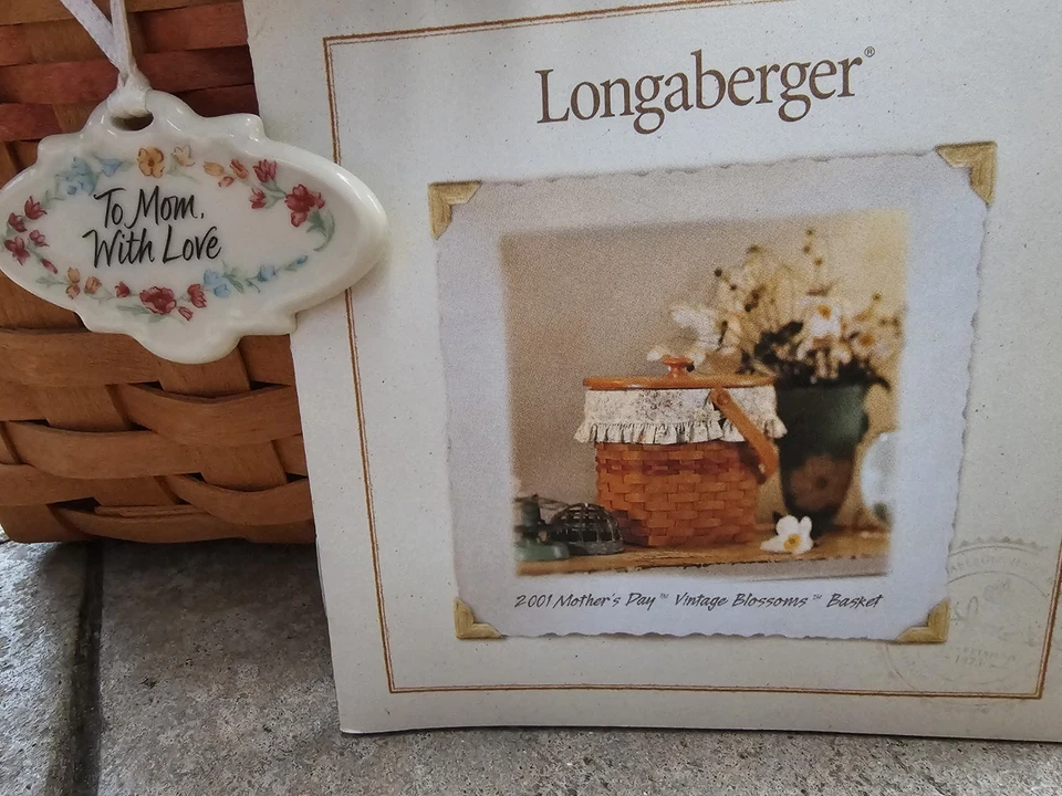 Longaberger 2001 Mother's Day Vintage Blossoms Basket with Lid & liner Complete - Image 2 of 4