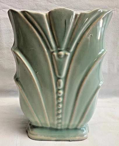 Shawnee Pottery Vase, 551, Made in the USA, Seafoam Green
