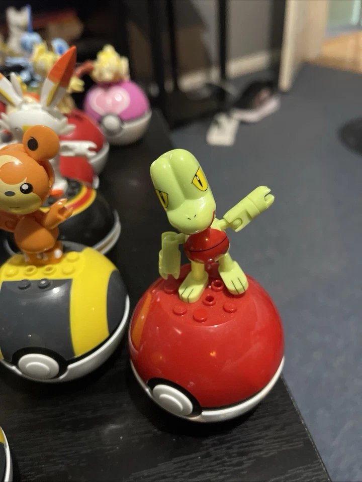 Lot of Pokemon MEGA Construx Pokeballs and Figures 41 PCS - Image 4 of 4