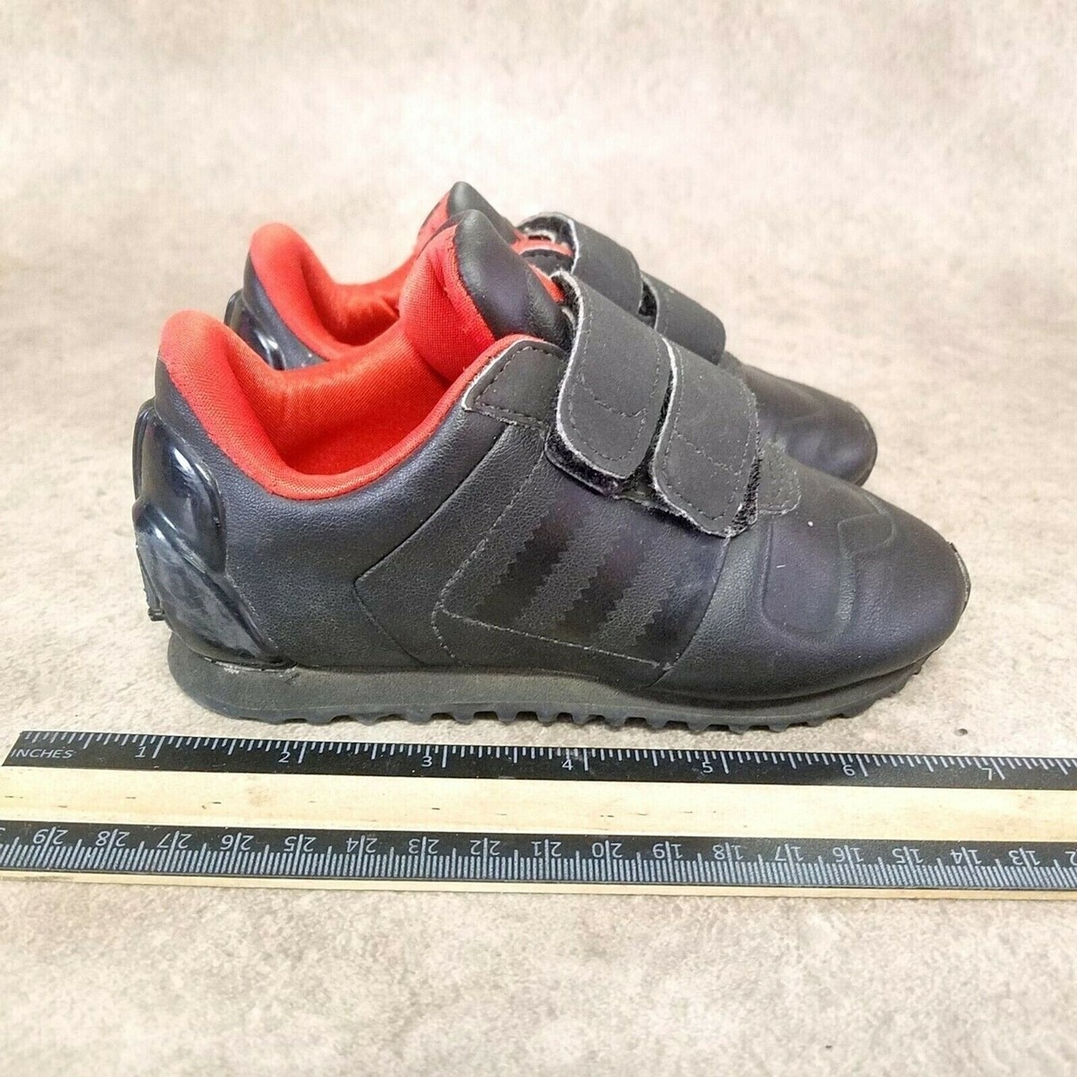 Adidas Boys ZX 700 Star Wars Darth Vader B39984 Size 7 K