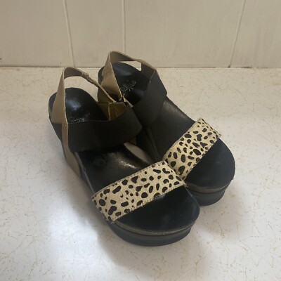 Corkys Brandy Platform Women's 8Wedge Sandals Cheetah Strap
