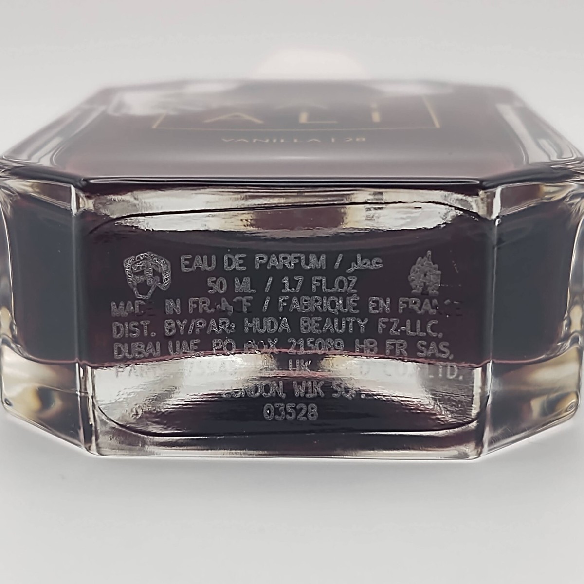 Kayali Vanilla 28 Eau De Parfum 1.7 fl oz 50 ml EDP 100 Kayali Vanilla 28 Eau De Parfum 1.7 fl oz 50 ml EDP 100