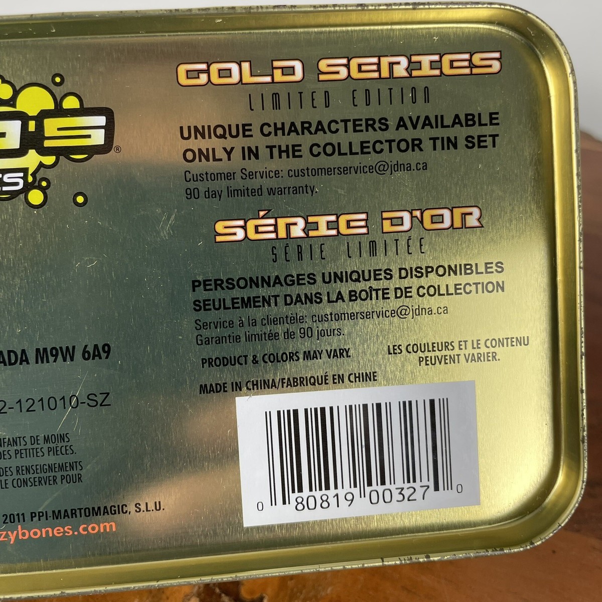 Lot of 17 Gogos Crazy Bones 9 GOLD Series Limited Edition Part 1