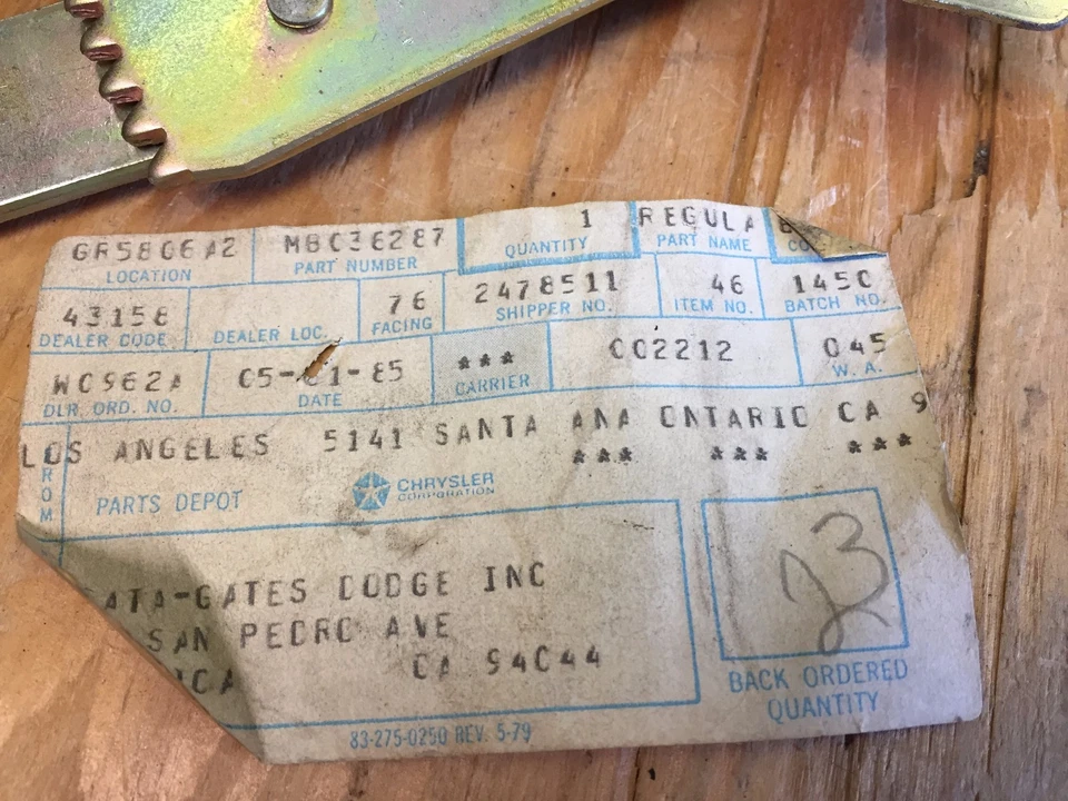 REGULADOR VENTANA 1/4 MITSUBISHI (MOPAR) OUTLANDER ORIGINAL NUEVO DE STOCK MB036287 Foto 2 de 2