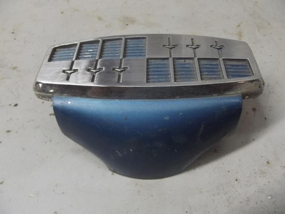 Chevrolet Wagon 1959 El Camino bocina tapa botón Brookwood Biscayne Foto 2 de 4