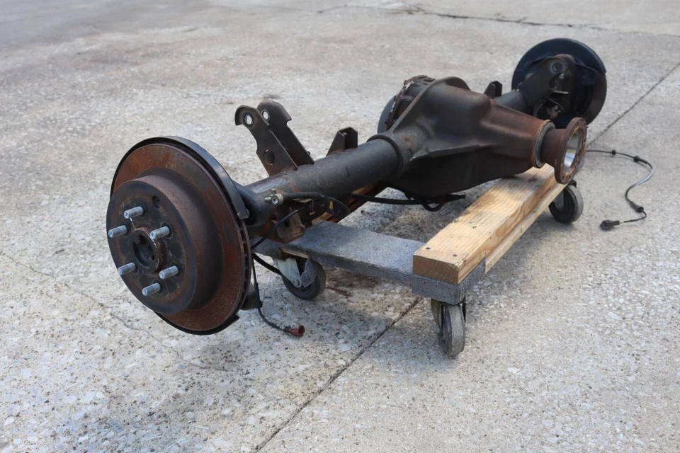 Nissan Frontier 2022-2023 3,8 L 4x4 eje trasero relación de transmisión diferencial 3,69 OEM Foto 2 de 4