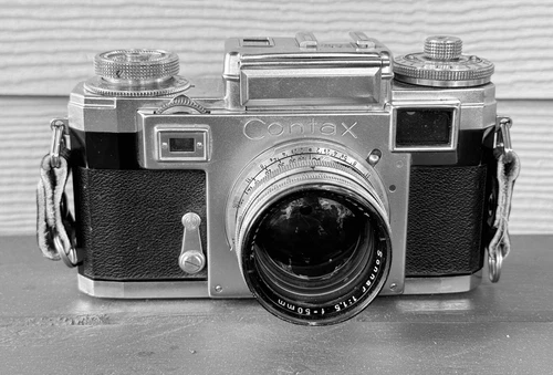 Contax rangefinder Camera paired with Carl Zeiss Sonnar 50mm F/1.4 MF Lens