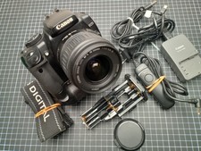 Canon EOS 400D + EF-S 18-55mm II * Empuñadura BG-E3, lente zoom, DSLR, kit, conjunto
