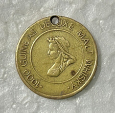Collectible An Fine Old 1000 GUINEAS DELUXE MALT WASHKY C & C. Medal,