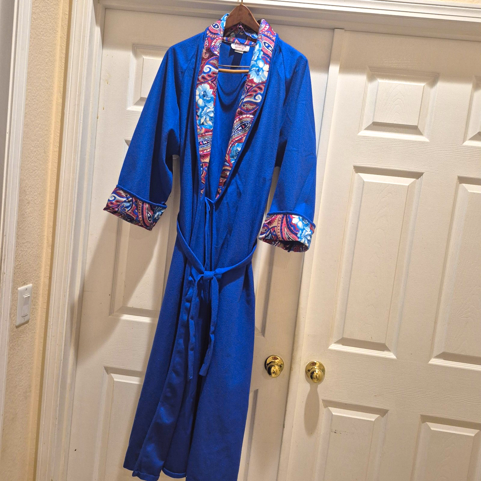 Women's VTG Robe by Exclusively Yours Deep Blue Long Sleeve  Full Length  Large