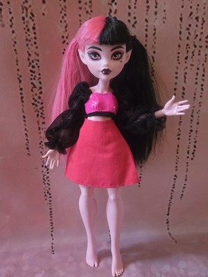 Monster High Doll G3 Draculaura Faboolous Friends HRP64 reboot 2022 