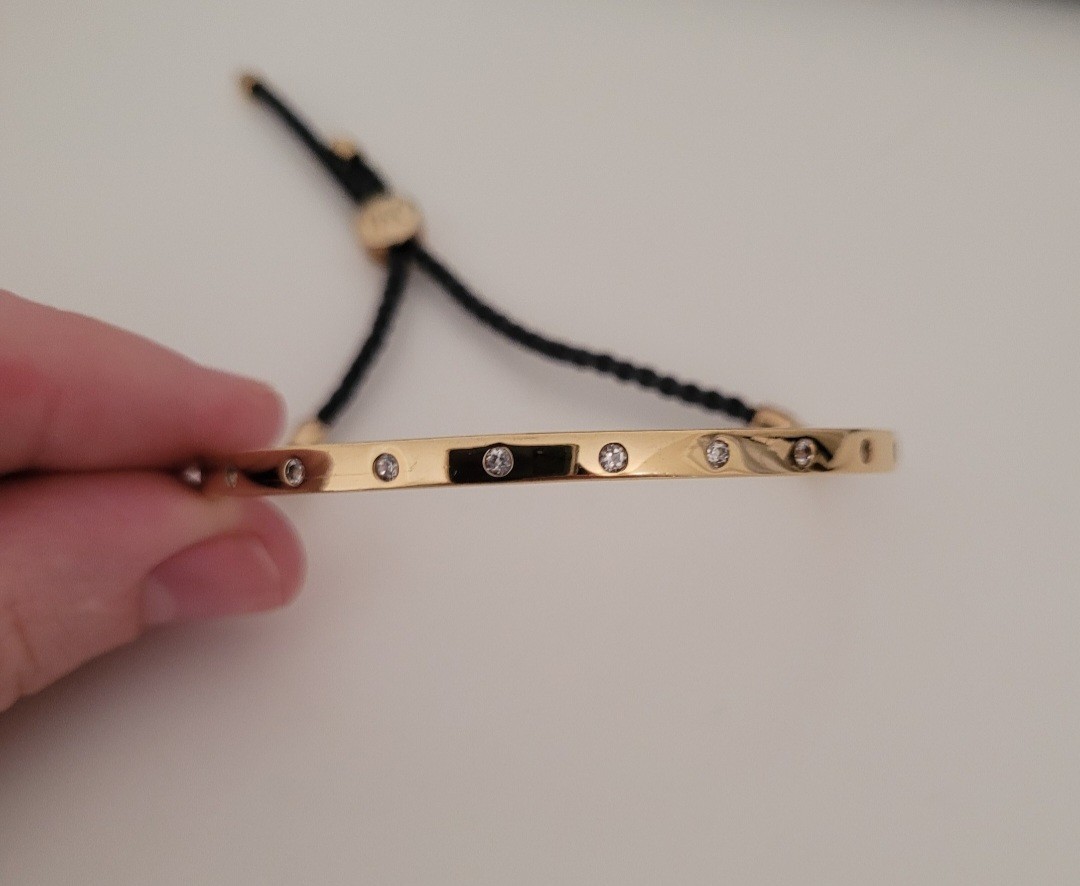 Monica Vinader:  Gem Fiji Bracelet (18ct Gold Plated Vermeil w/ Diamonds)