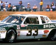 HARRY GANT 1981 33 SKOAL BANDIT ON TRACK AT RIVERSIDE 8X10 GLOSSY PHOTO W6