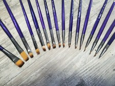 Lot Of 16 Assorted Artist Paint Brushes Set Acrylic
