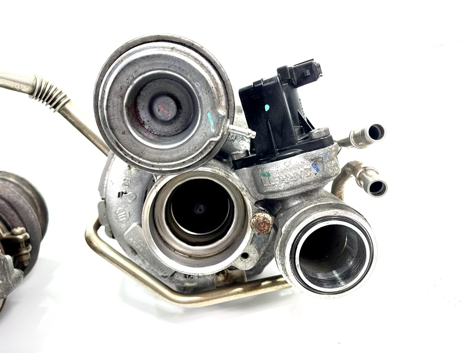 BMW X5 X6 2008-2014 4,4 L N63 MOTOR TURBOCOMPRESOR IZQUIERDO DERECHO CONJUNTO OEM Foto 4 de 4