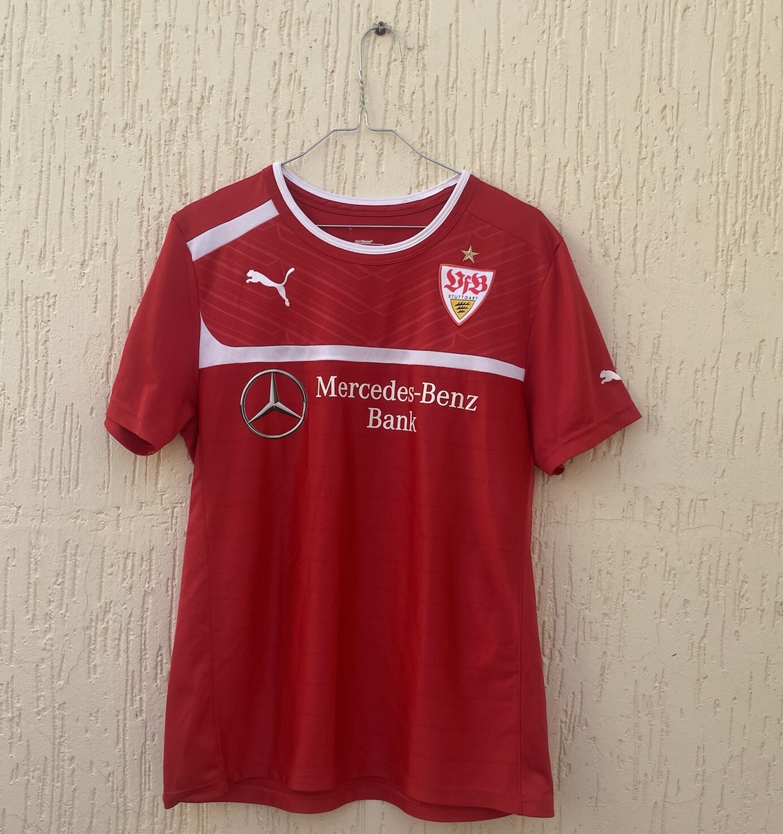 PUMA VfBシュツットガルト Stuttgart 長袖シャツ レッド 新品 PUMA VfBシュツットガルト Stuttgart 長袖シャツ レッド 新品