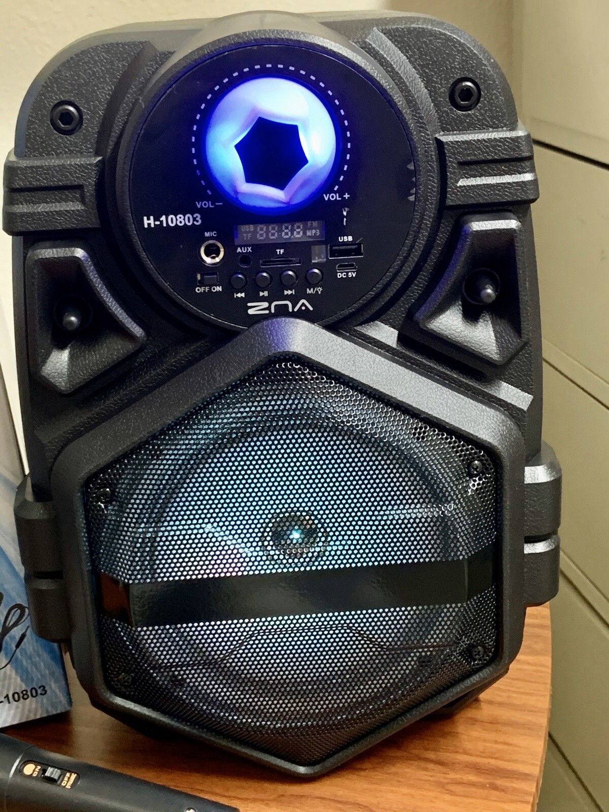remax m8 bluetooth speaker