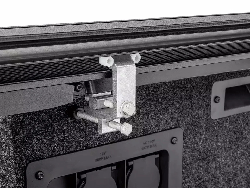 Retrax PRO XR Manual Retractable Tonneau Fits 2024-2025 Ford Ranger 5'1" Bed Foto 4 de 4