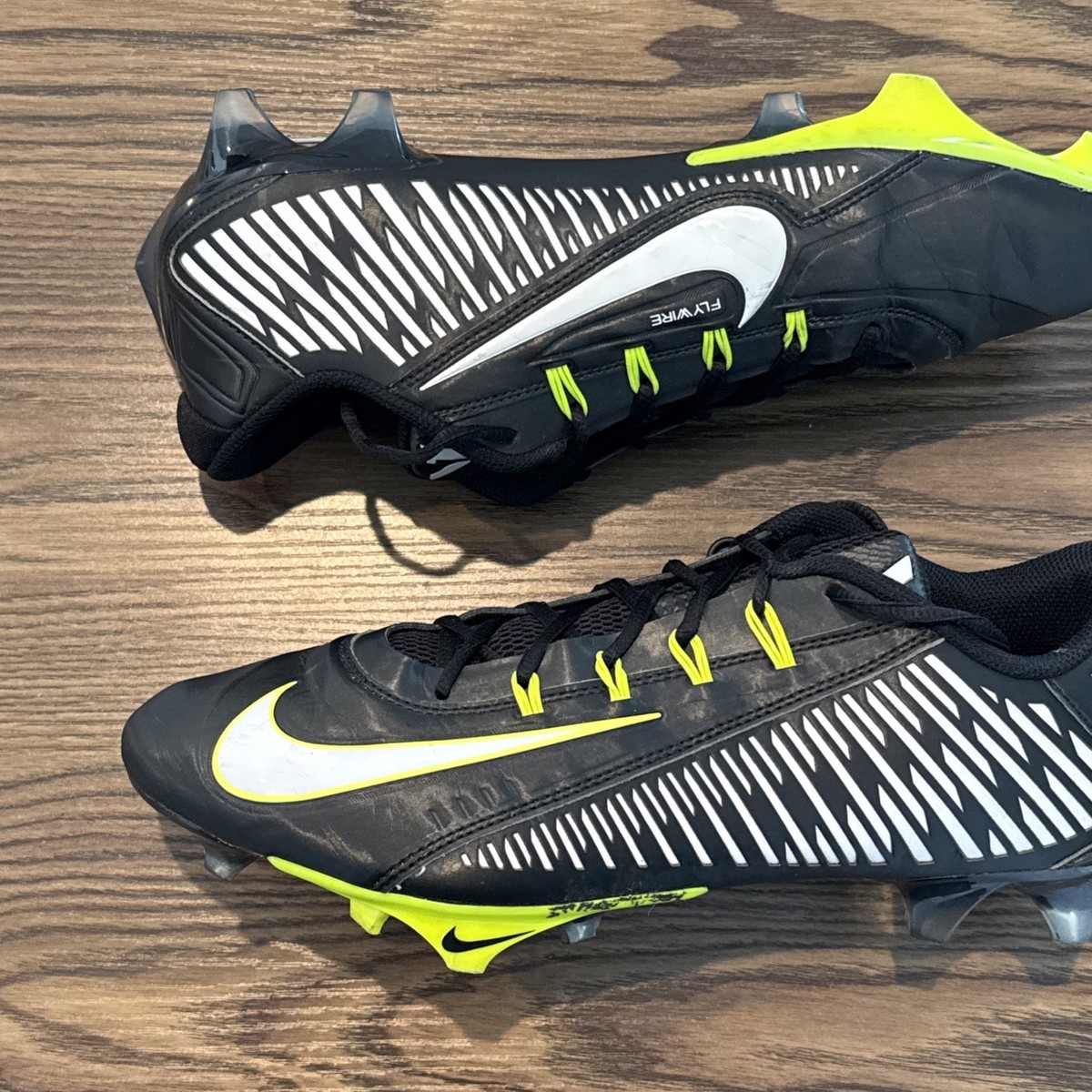 Size 11.5 Nike Vapor Edge 360 VC Football Cleats Black Volt Carbon