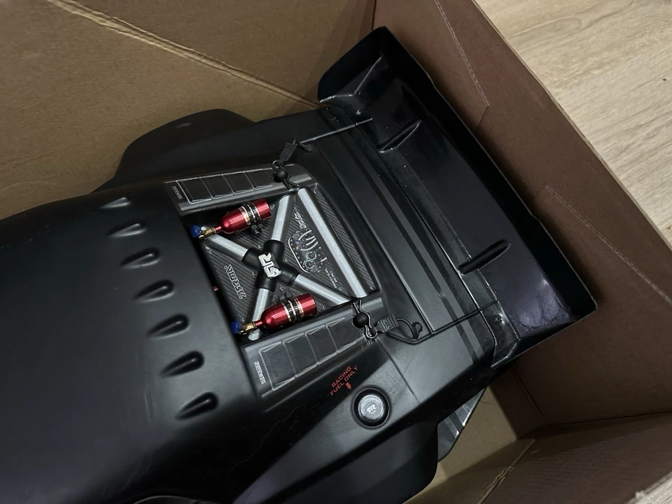 Arrma Felony 6S 1/7 Street Bash Mit LED Beleuchtung Und 4 Akkus Spektrum B-Modul - Bild 3 von 4