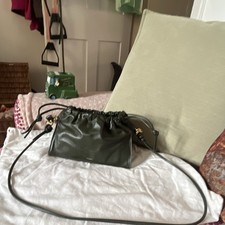Yuzefi Green Leather Drawstring Top Handle Bag Detachable Adjustable Strap