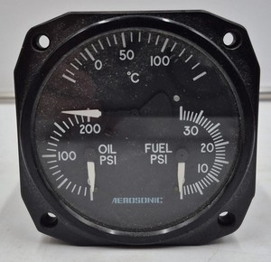 AEROSONIC 3 WAY ENGINE INDICATOR GAUGE OIL FUEL PRESSURE TEMPERATURE AIRCRAFT 79