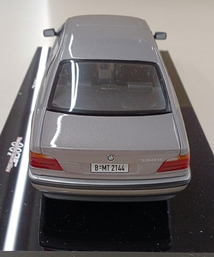 BMW 750iL James Bond 007 Tomorrow Never Dies 1/24 Scale Diecast Model Car - Picture 9 of 12