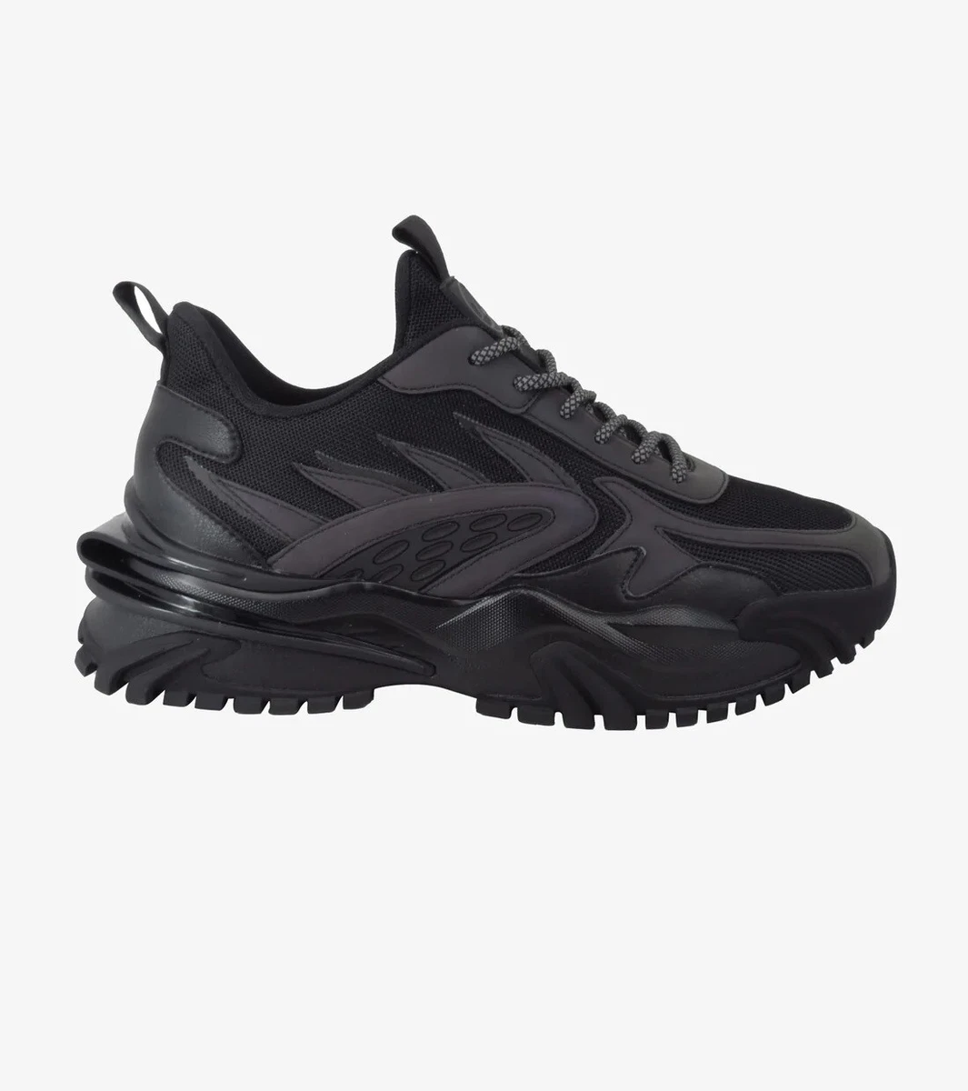 Best looking store black sneakers