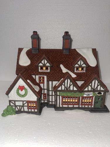 DEPT 56 DICKENS VILLAGE "ASHBURY INN" #5555-7 BRAND NEW - Picture 2 of 8