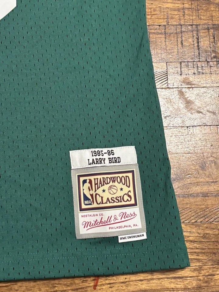 Camiseta Mitchell & Ness Larry Bird Verde 1985-86 Swingman NBA Talla L Celtics Nueva Sin Etiquetas Foto 2 de 4