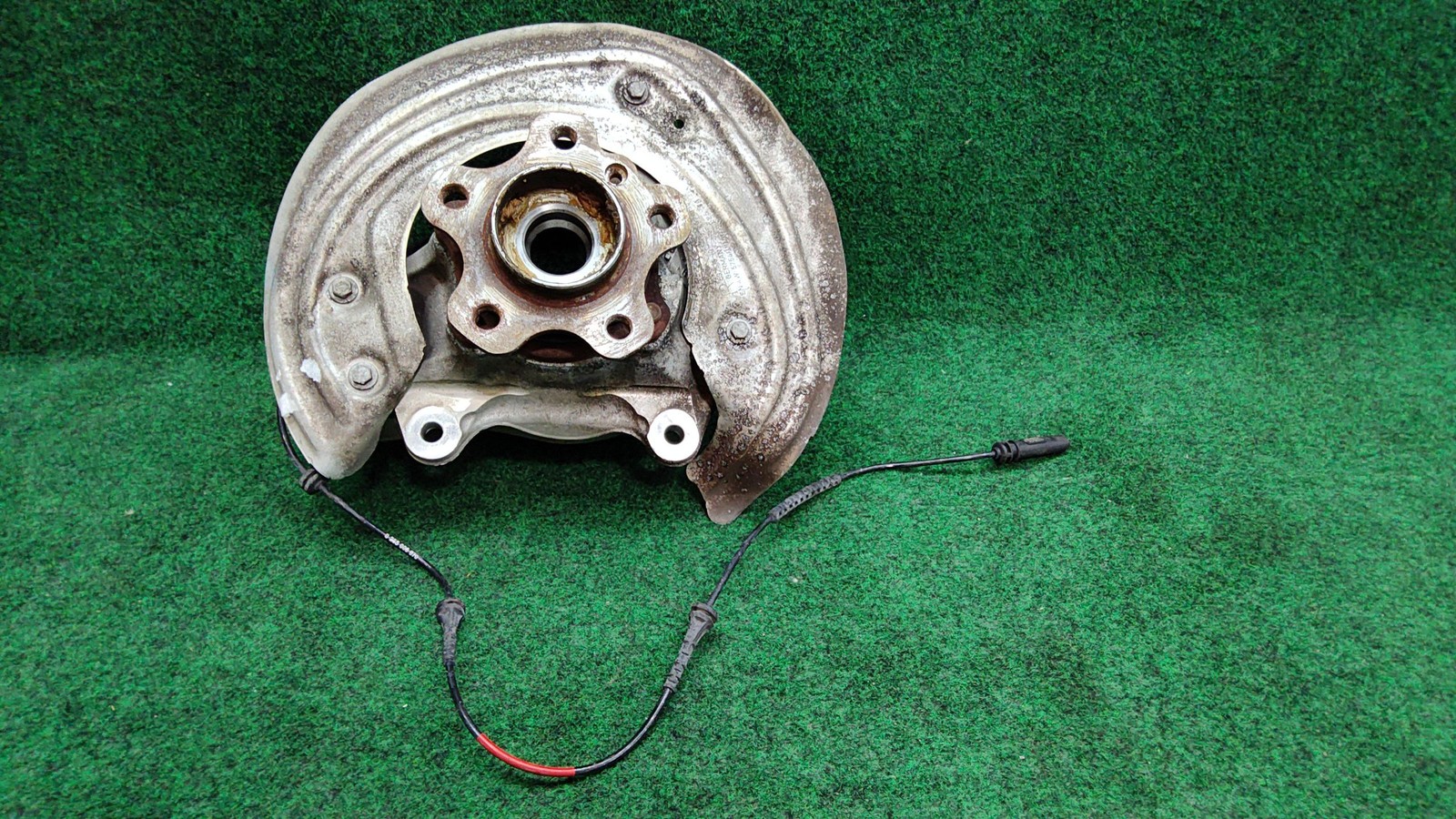 19-2022 Bmw 330i Right Front Spindle Knuckle 76k Mls Oem 31216877148 33406899175