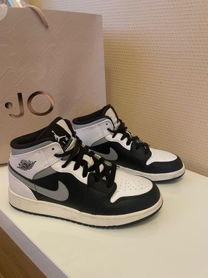 Nike Air Jordan 1 Mid Sneaker White Shadow  Size 37 Unisex