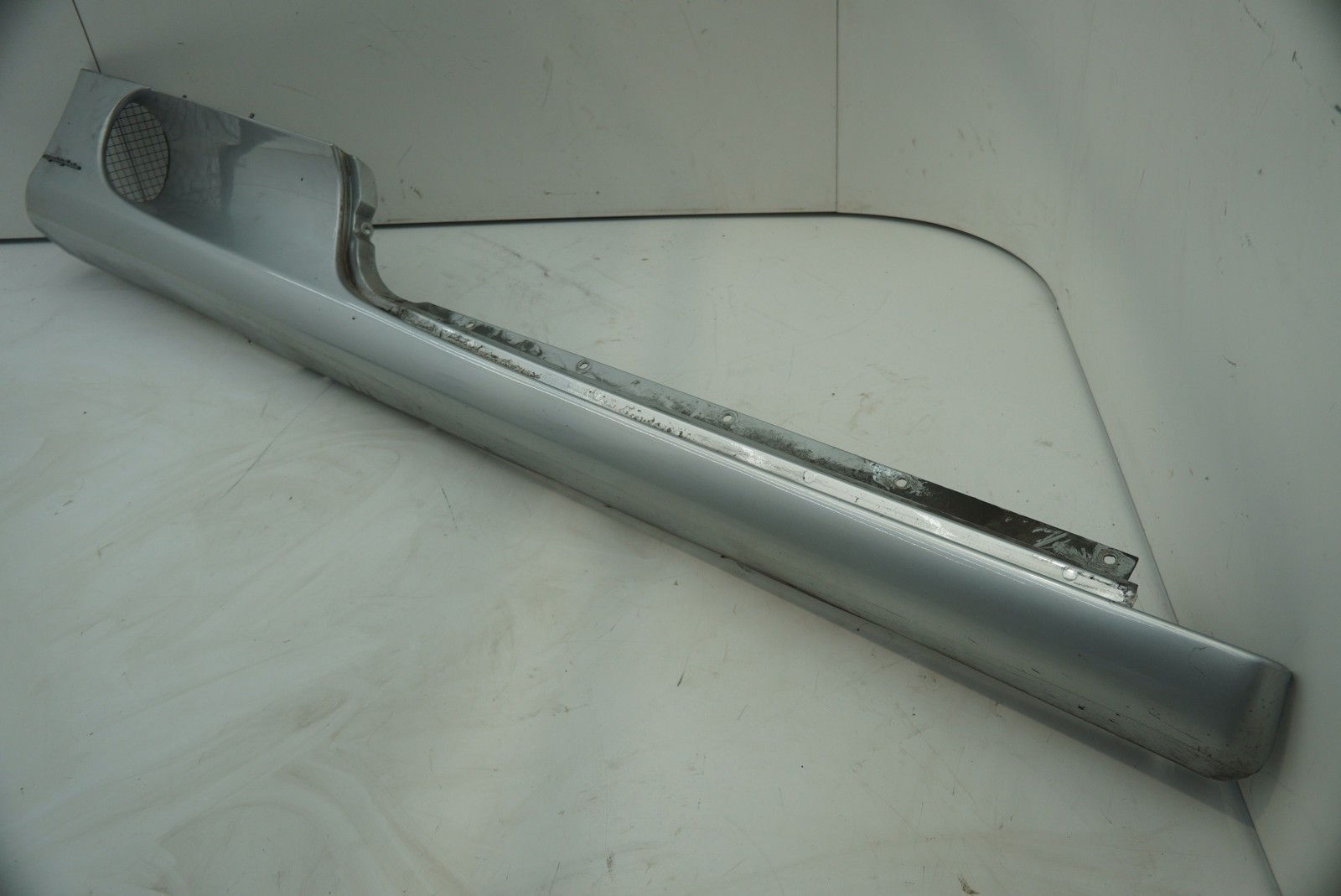 Right Rocker Panel Side Skirt Trim Molding Cover 66099410 OEM Ferrari 360 2004