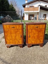 Coppia di Comodini Art Déco in Noce e Radica – Anni '30