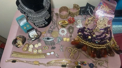 Vintage Jewelry Mixed Lot Multicolor, Pearls, Crystals, Silver. Trifari